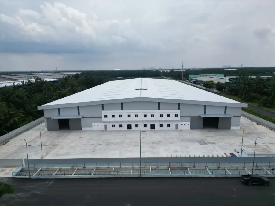 Telok Mengkuang独立式厂房出售 — 5依格，建筑面积139,000平方尺 — 照片 6